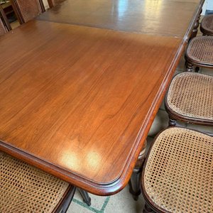 Juego de Comedor de Madera con 12 Sillas Estampilladas - imagen 9