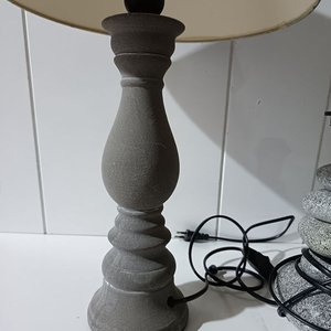 Par de Lámparas de Mesa Decorativas - imagen 2