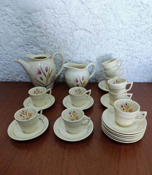 Conjunto de Café LOZUR, 12 Pocillos + 12 Platillos + Cafetera + Lechera - imagen 1