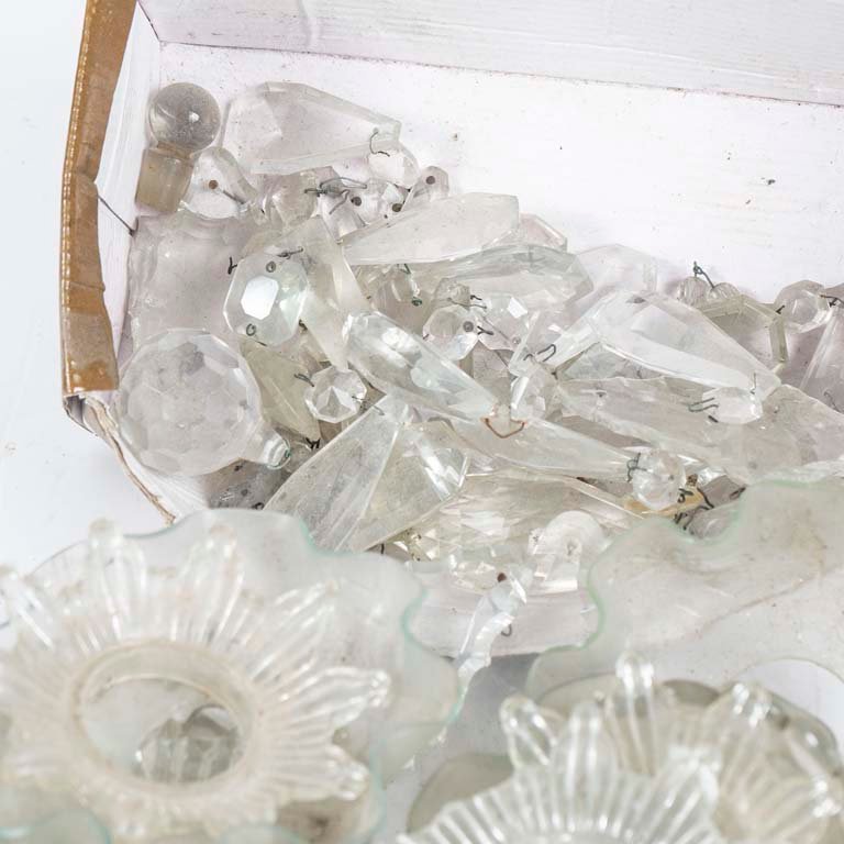 Lote de platitos de vidrio y cristal para luminarias y candelabros - imagen 2