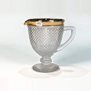 Lote siguiente: Jarra de Vidrio Prensado Hialino con Borde Dorado y Asa