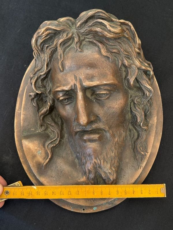 Bronce de Jesucristo con detalles realistas - imagen 8
