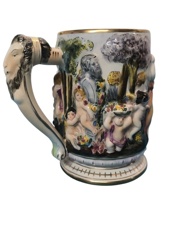 JARRA DECORATIVA CAPODIMONTE EN RELIEVE CON ESCENA MITOLÓGICA - imagen 3