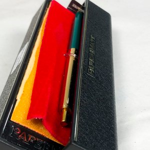 Lapicera Papermate Negra en Estuche Abatible Original - imagen 4