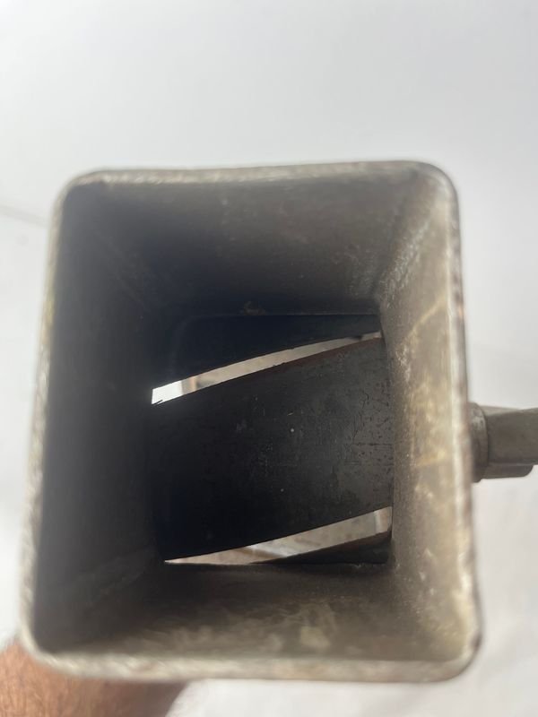 Rebanador antiguo de metal, excelente condición - imagen 7
