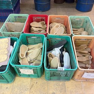 Lote siguiente: Lote de Suelas para Calzado en Cajones Plásticos