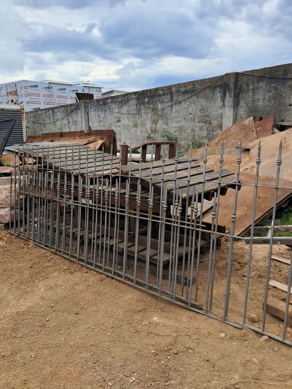 Item 883013 - Image 1