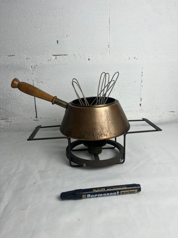 Set de Fondue en Bronce con Soporte y Pinchos