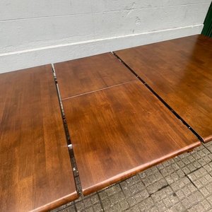 Juego de Comedor de Madera: Mesa Extensible y 10 Sillas Tapizadas Beige - imagen 21