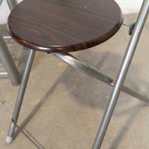Desayunador Plegable con Silla Metálica y Tapa MDF - imagen 2