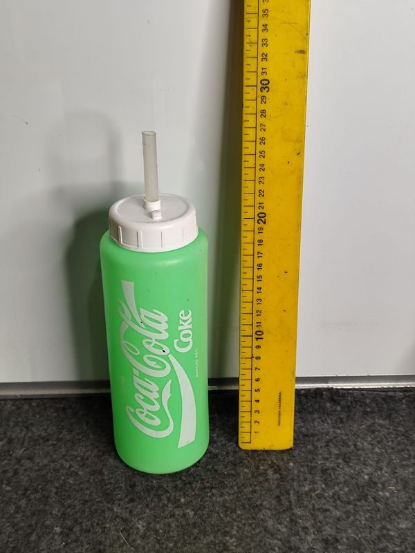 Caramañola Coca-Cola Verde con Pico y Popote - imagen 1
