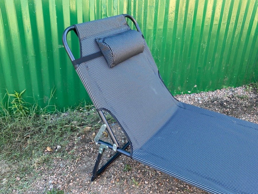 Sillas de Exterior con Materiales Diversos - imagen 3