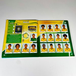 Dos albumes de figuritas 2006 y 2014 completos - imagen 4