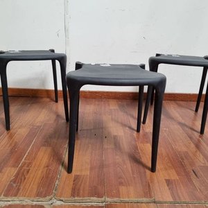 Juego de 3 Banquetas Negras Modernas (40x39x45 cm) - imagen 1