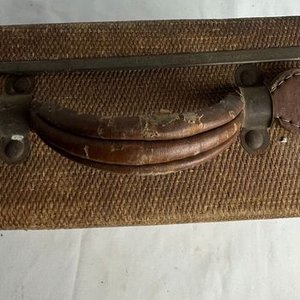 Valija Antigua de Viaje Marrón con Detalles de Cuero - imagen 8