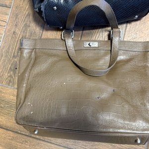 Lote de 7 Carteras de Mujer con Detalles Estéticos - imagen 3