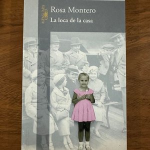 Lote siguiente: Libro "La loca de la casa" de Rosa Montero