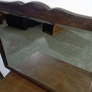 Espejo Rectangular con Marco de Madera Oscura y Bisel - imagen 4