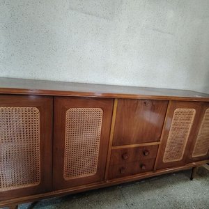 Lote anterior: Bargueño Vintage con Puertas de Esterilla