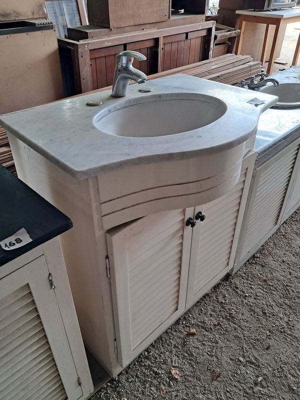 Item 883043 - Image 0