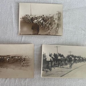 Lote de 4 Fotografías Antiguas de Carreras de Bicicletas - imagen 3