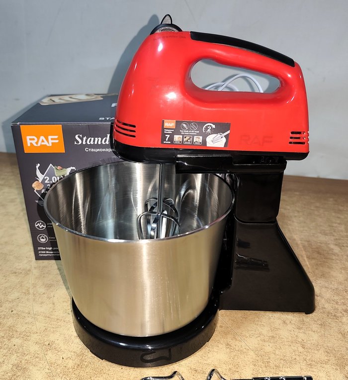 Batidora Eléctrica RAF Roja con Bol de Acero, 7 Velocidades