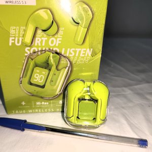 Lote siguiente: Auriculares Inalámbricos Ultra Pods Max Verdes con Bluetooth y Pantalla LED