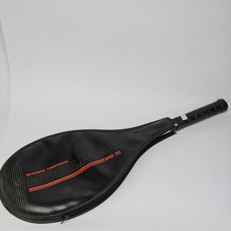 Lote siguiente: Raqueta Metalplas con estuche - Equipamiento deportivo