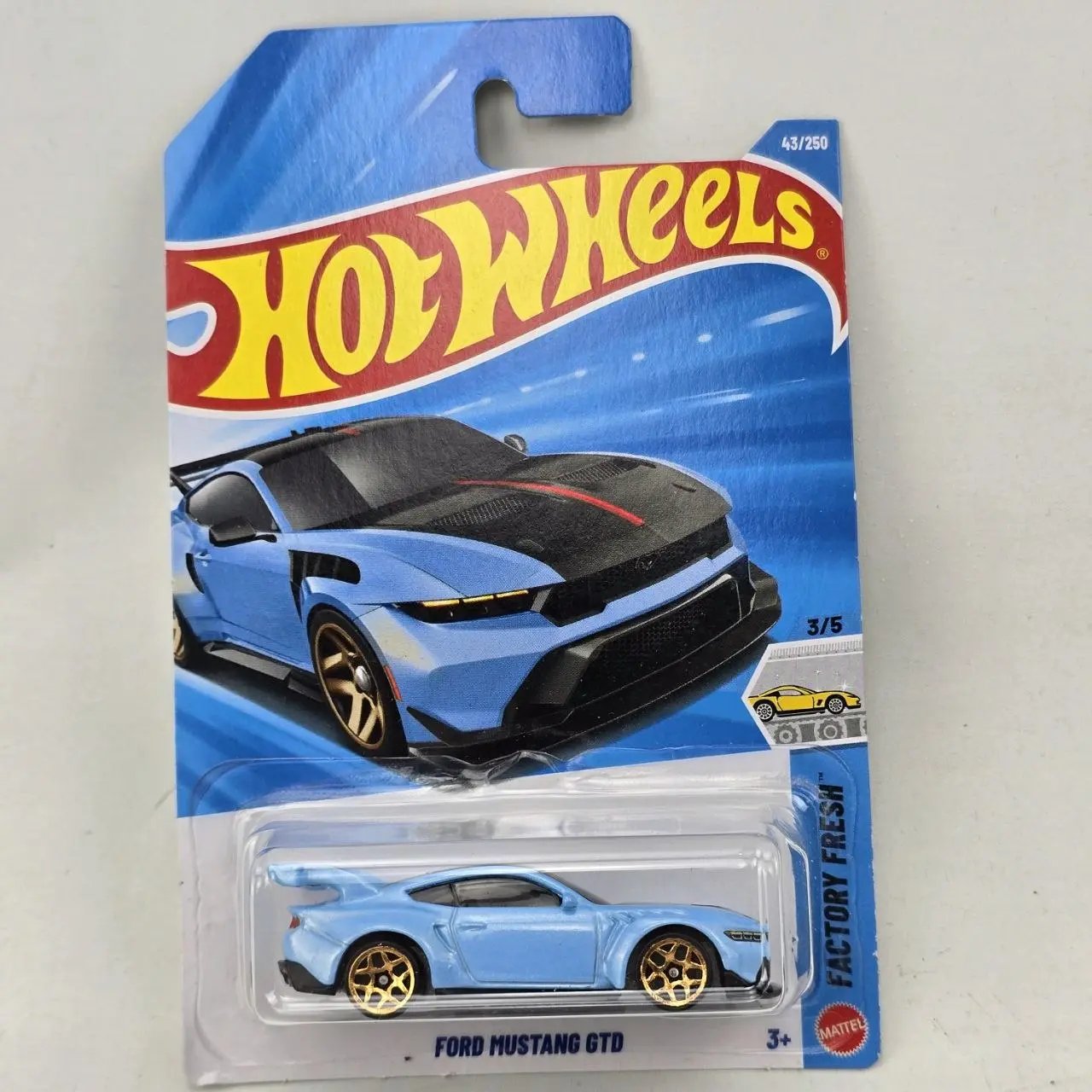 Hot Wheels Ford Mustang GTD Azul Metalizado Dorado