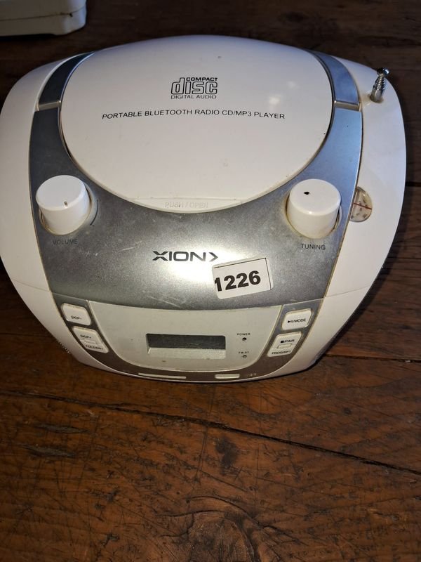 Reproductor de CD y radio marca Xion - imagen 3