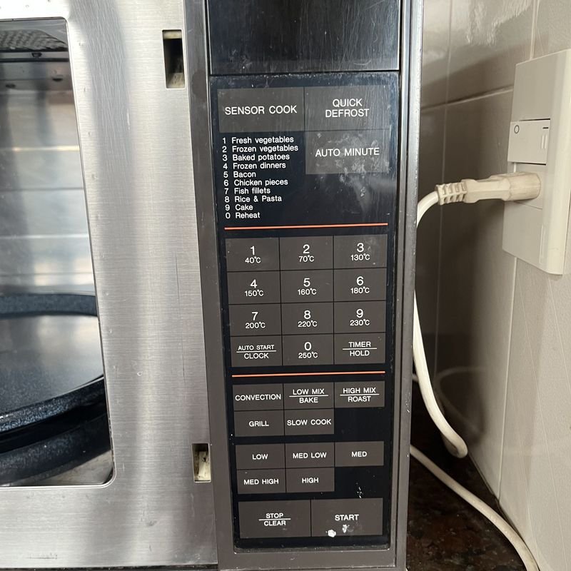 Microondas Philips Japones con exterior esmaltado y libro de recetas - imagen 4