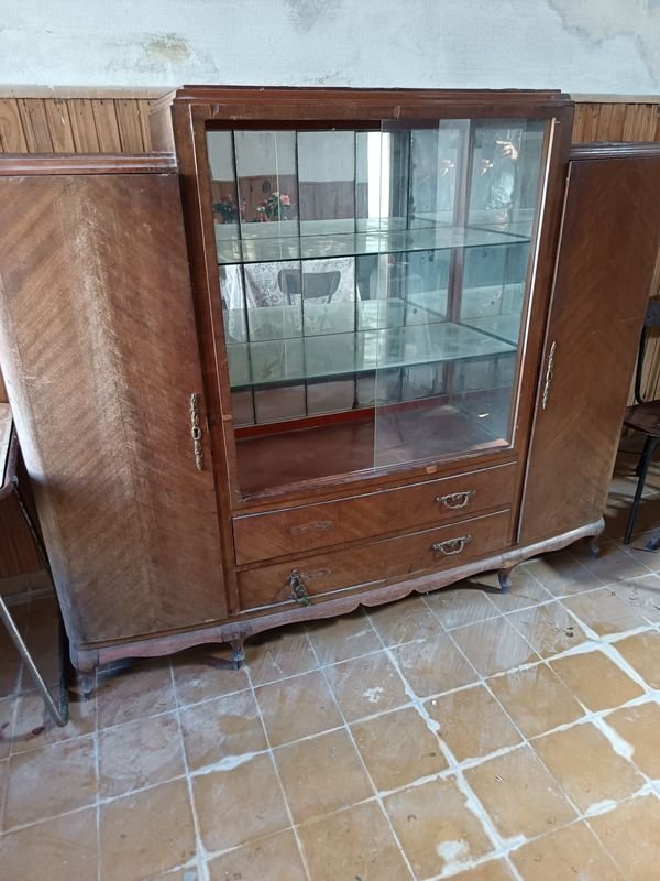 Cristalero antiguo con detalles - imagen 1