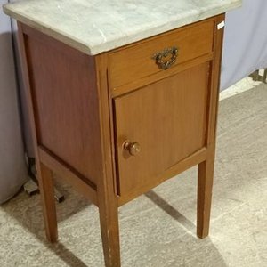 Mesa de Luz con Mesada de Mármol y Cajón con Tirador de Bronce - imagen 3