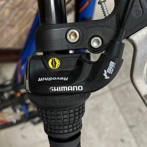 Bicicleta Azul Shimano S-Pro Rodado 26 con Cambios - imagen 2
