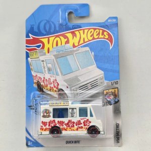 Lote siguiente: Hot Wheels Quick Bite Camión de Comida Blanco