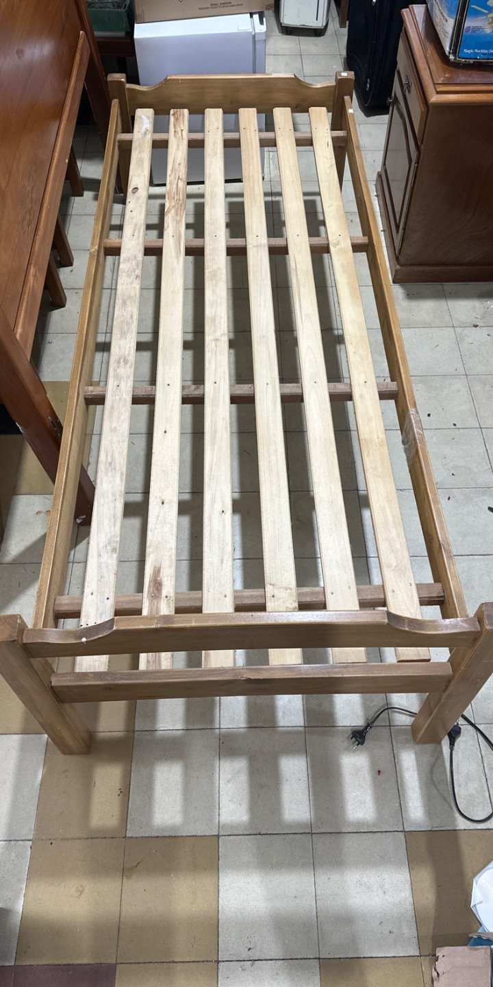 Cama de Una Plaza Estilo Clásico