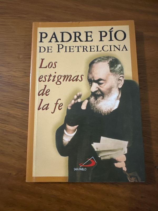 Libro sobre Padre Pio: Una biografía