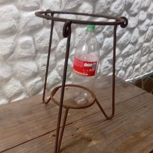 Macetero Vintage de Hierro Forjado con Soporte Inferior - imagen 5