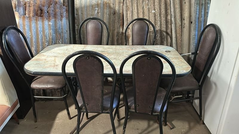 MESA DE CARMICA 6 SILLAS - Análisis de imágenes y condiciones - imagen 3