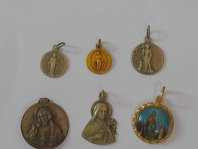 Item 851751 - Image 2