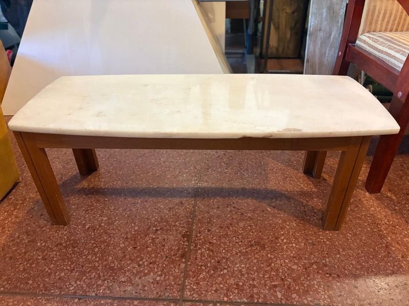 Mesita ratona de madera y mármol para decorar el hogar - imagen 4