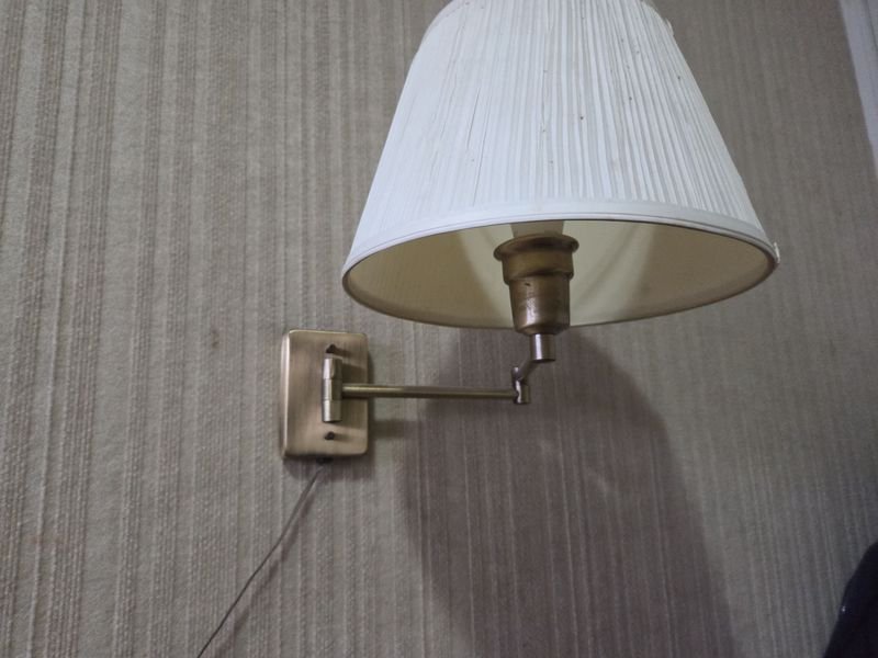 Lámparas regulables para laterales de cama de dos plazas - imagen 6