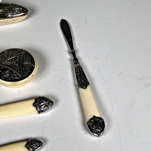 Juego de Manicura Francés de Marfil y Plata, 7 Piezas - imagen 5