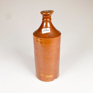 Porrón Antiguo Sellado de Cerámica, Altura 25 cm - imagen 2