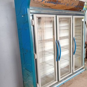 Heladera Comercial Azul 3 Puertas - Funcionando - imagen 3