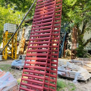 Lote siguiente: Lote de 3 Rejas Metálicas Rojas 3.0 x 0.75 m