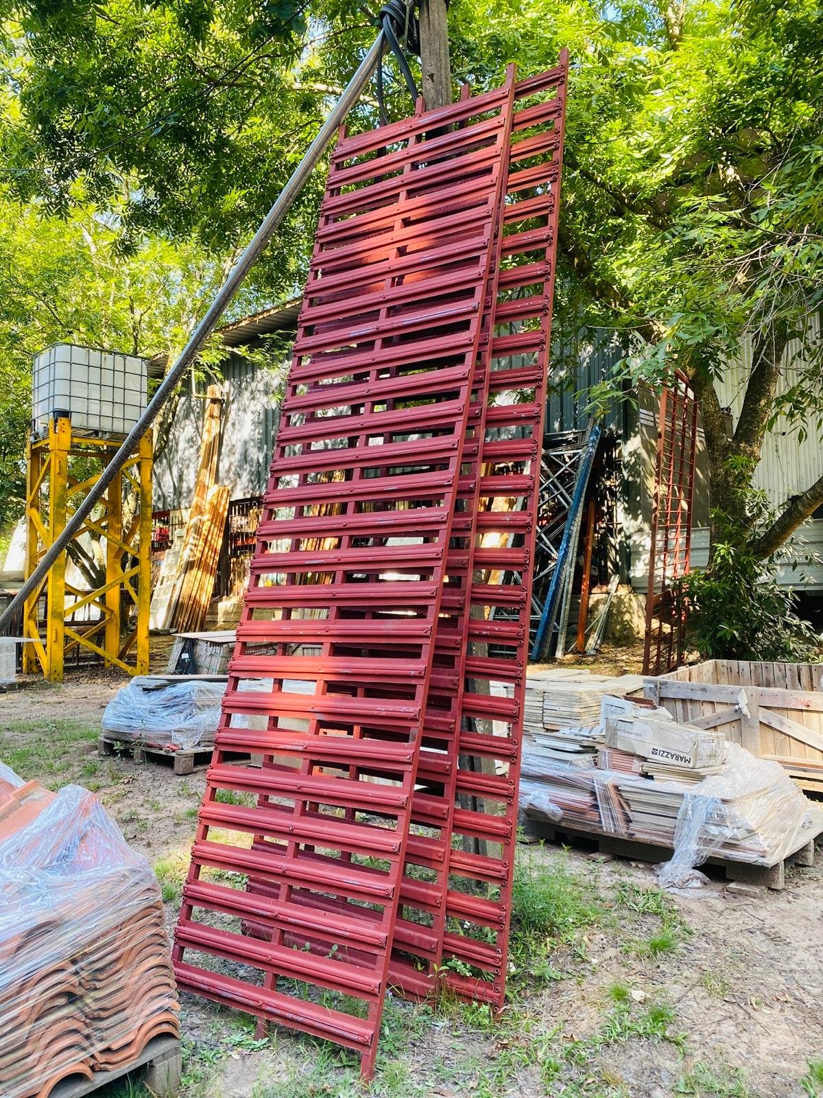 Lote de 3 Rejas Metálicas Rojas 3.0 x 0.75 m