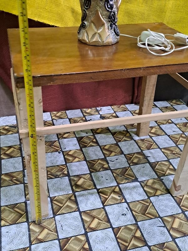 Mesita auxiliar portátil en cerámica pintada a mano - imagen 4