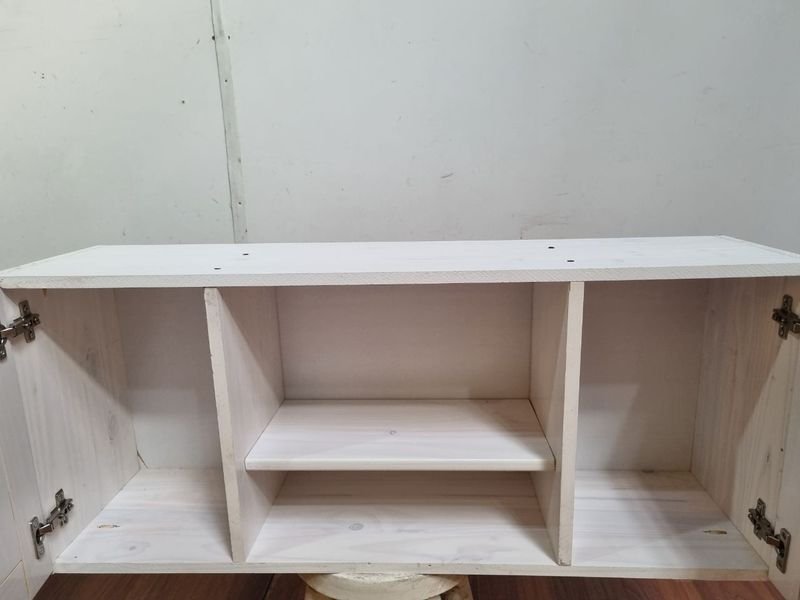 Item 900366 - Image 1