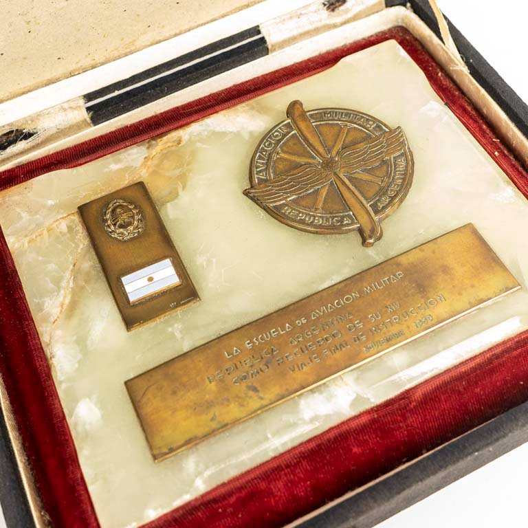 Item 2111979 - Image 1